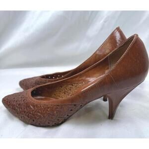 Vintage  1980’s Rush Hour Saddle‎ Leather Boho Spike Heel Pumps Size 7 B